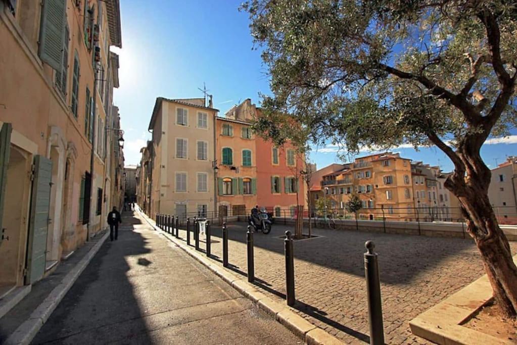 Beau Studio Au Coeur Du Panier Marseilles Exterior foto